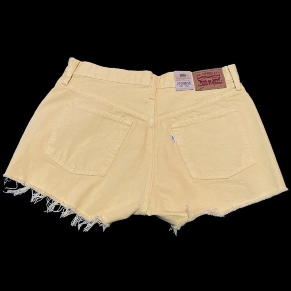 NWT Levi's 501 Yellow Jean Shorts‎ Size 30 Button Fly Cut Off Denim Raw Hem